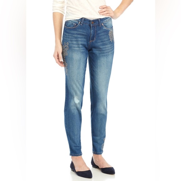 New Vintage America Blues Boho Skinny  W Floral Appliqué Lightly Distressed 29 - Picture 13 of 15
